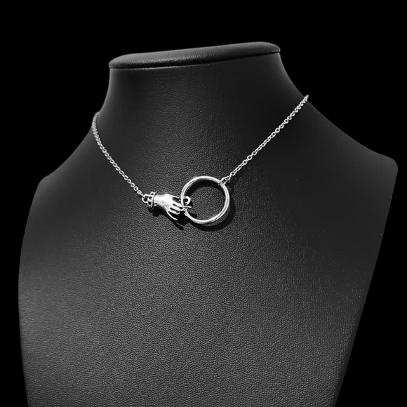 Silver Hand Loop Choker - Picture 3 of 7